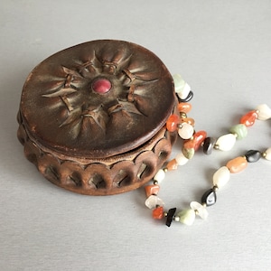 Boîte en cuir véritable vintage - Boîte en cuir vintage - Boîte en cuir - Boîte à bibelots - Boîte à bijoux en cuir - Boîte en cuir véritable - Boîte à souvenirs