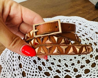 Vintage genuine leather belt with metal riveted