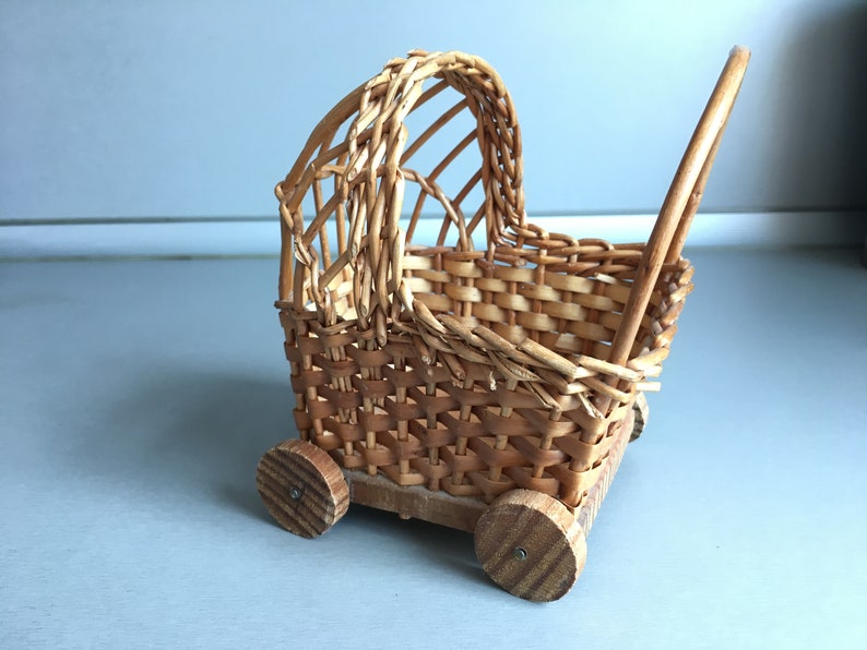 Baby buggy planter image 9