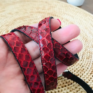 Cintura vintage ADOLF MUNCHEN ADUM in vera pelle di serpente rosso - Cintura in vera pelle