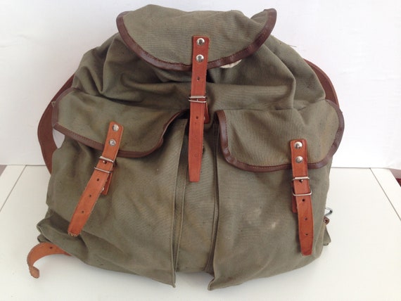Vintage Distressed canvas backpack - Old backpack