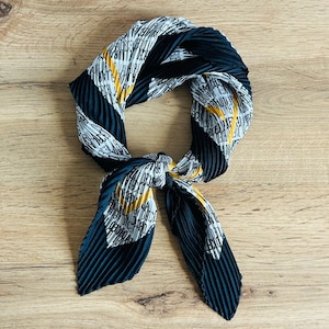 LAURA ORCEO scarf - Head neck scarf - Pleated scarf (1)