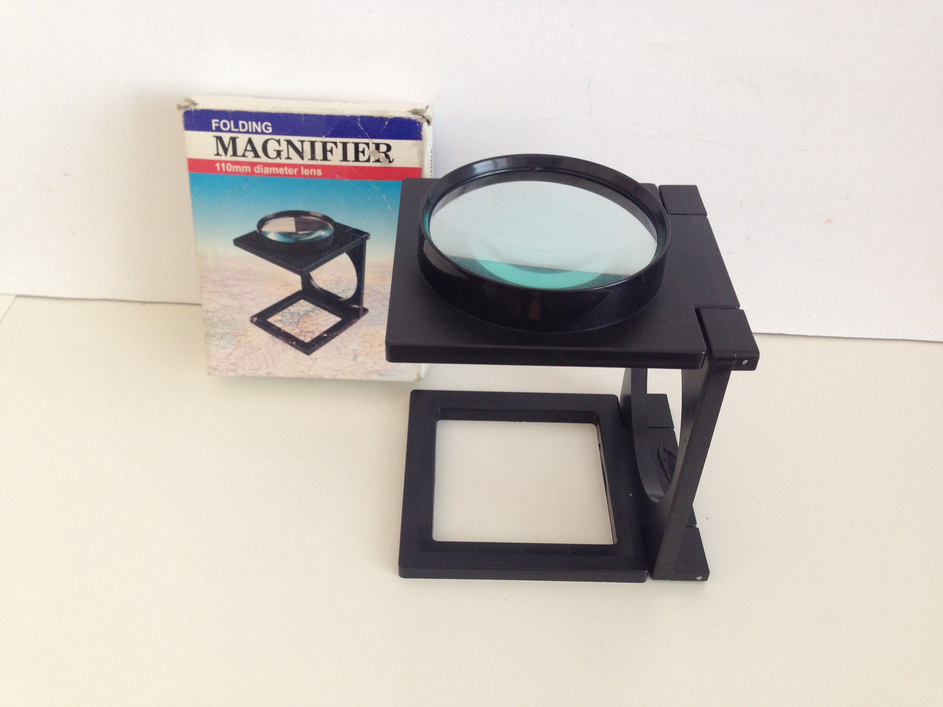 Details about   Antique Vintage Style Hand Magnifier Hand Held Leather  With Leather Box 