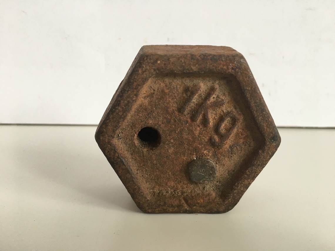 Vintage Solid Iron Weight Scale Vintage 1 Kg Weight Old Iron Etsy UK