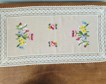 Corredor vintage bordado a mano con flores - Corredor beige con flores y encaje