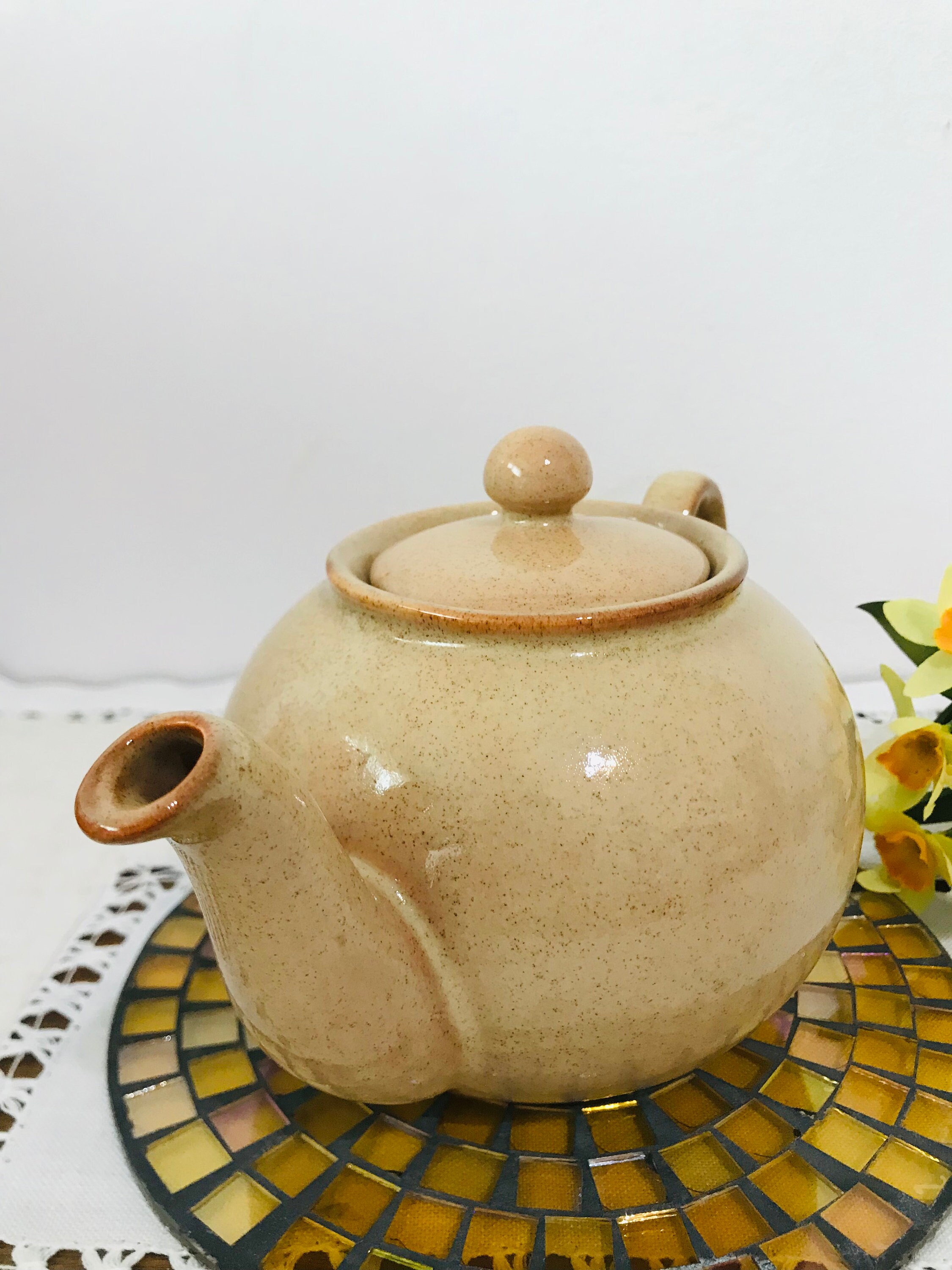 Vintage PRISTINE ENGLAND Ceramic Teapot Beige Round Teapot Etsy