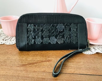 Beautiful wallet - Black wallet with flowers (2)