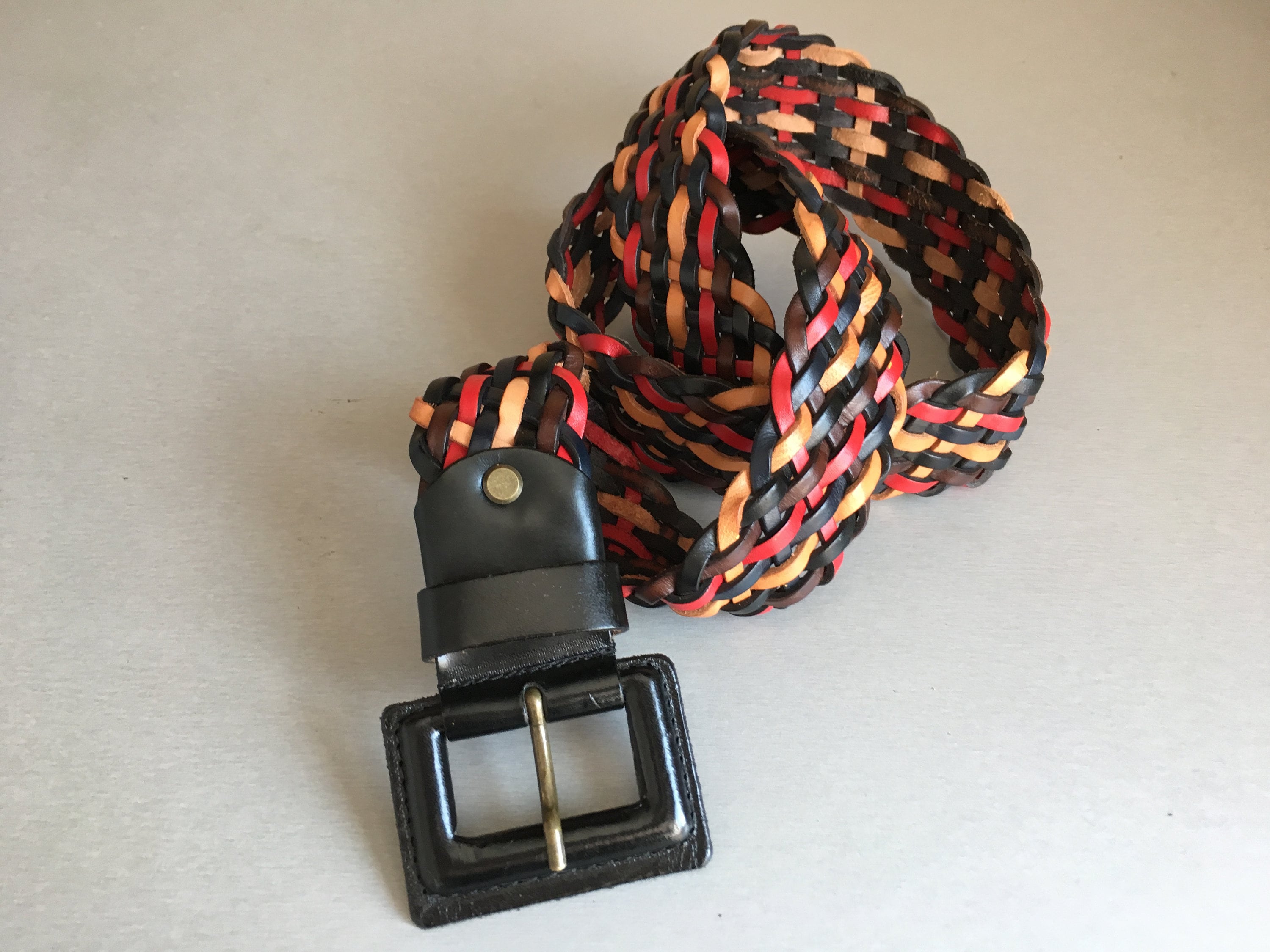 NEVER USED - Vintage Multicolour Woven Genuine Leather Belt 