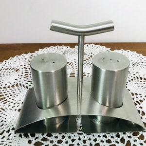 Stainless steel salt and pepper set and stand