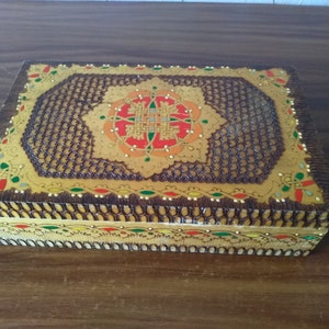 Vintage Pyrography box - Vintage wooden box - Vintage handmade wooden box - Jewelry box - Vintage box - Memory Box - Retro box - Home decor