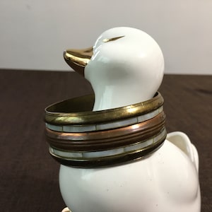 bracelet en laiton vintage avec nacre - Bracelets en nacre - jonc en laiton vintage - bracelet en laiton vintage - nacre