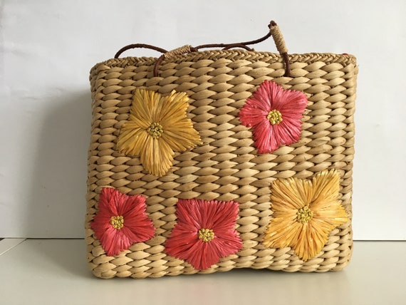 Vintage Straw Bag - Straw basket - Summer carrycot