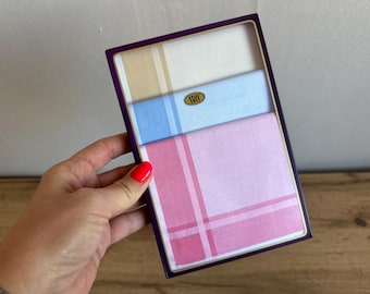 NEVER USED - Vintage set of 3 IRIS Handkerchiefs - Vintage Cotton Handkerchief - Handkerchiefs set - Handkerchief in box - (2)