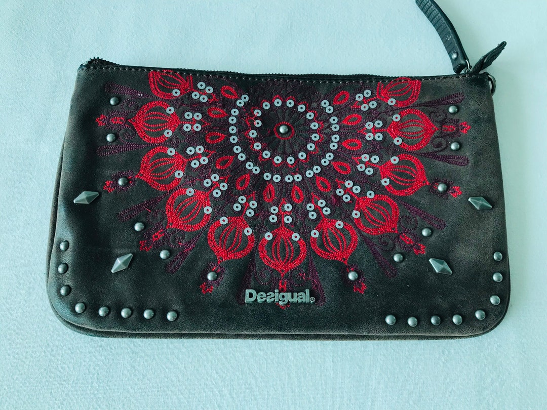 Doe een poging herstel Rond en rond DESIGUAL toilettas Desigual clutch - Etsy België