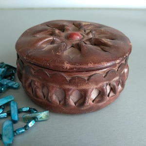 Boîte en cuir véritable vintage - Boîte en cuir vintage - Boîte en cuir - Boîte à bibelots - Boîte à bijoux en cuir - Boîte en cuir véritable - Boîte à souvenirs