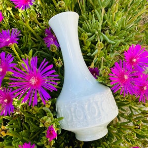 Vintage Royal KPM Bavaria porcelain white vase - Royal KPM 584/2 vase  - (5)