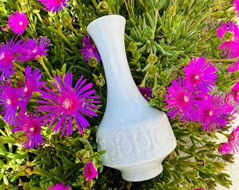 Vintage Royal KPM Bavaria porcelain white vase - Royal KPM 584/2 vase