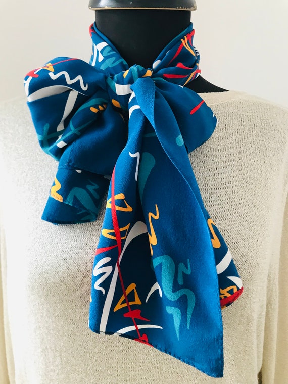 Rectangular blue silk scarf - Specially designed … - image 4