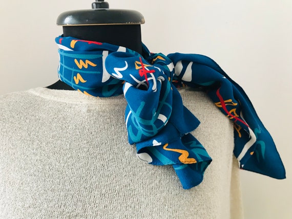 Rectangular blue silk scarf - Specially designed … - image 5