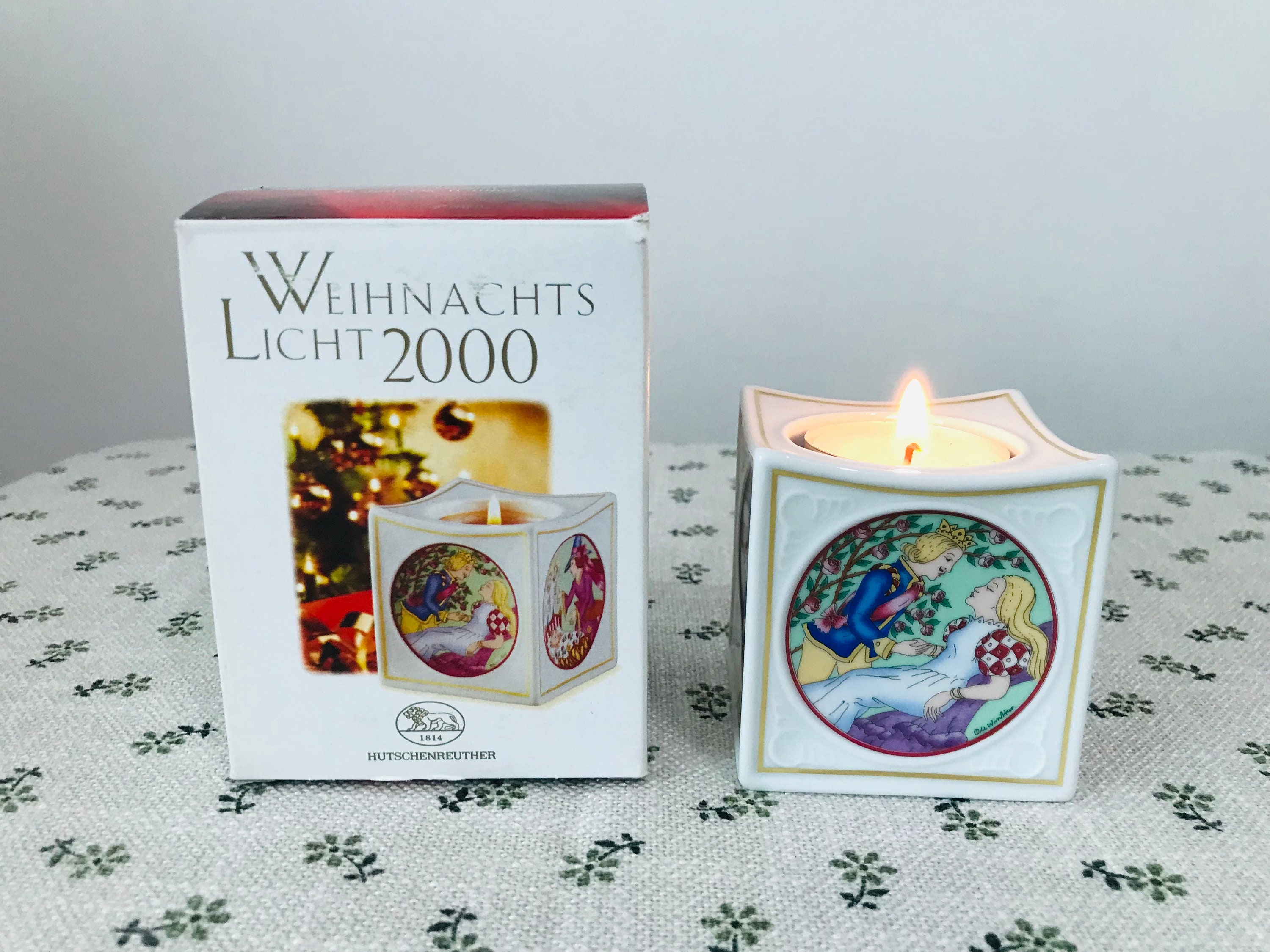 Vintage HUTSCHENREUTHER Christmas Votive Cinderella - Tea light holder - Hutschenreuther candlestick - Christmas Votive by Hutschenreuther