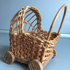 Baby buggy planter image 3