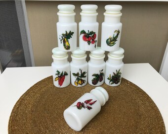 Vintage set of 8 arcopal spice jars - Milk glass spice jars - Vintage spice bottles