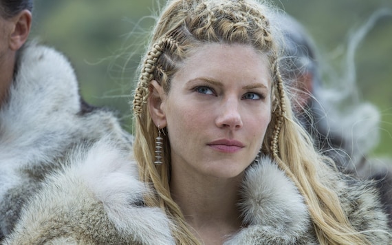 Vikings Lagertha Disc Inspired Earrings - Etsy