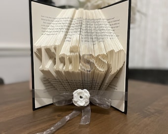 Custom Name Folded Book Art, Book Lovers Gift, Anniversary/Wedding Gift, Gift for him/ her, Birthday Gift, Teacher Appreciation Gift