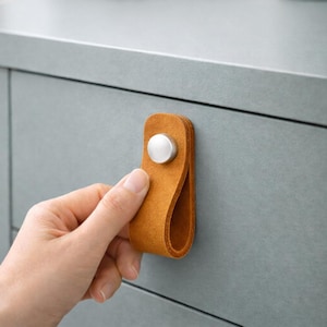 Personalized Full-Grain Leather Drawer Pull – Custom Dresser Pulls