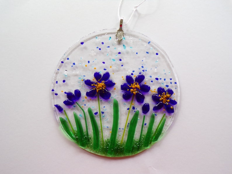 temp. out of stock Floral Forget Me Not Sun Catcher