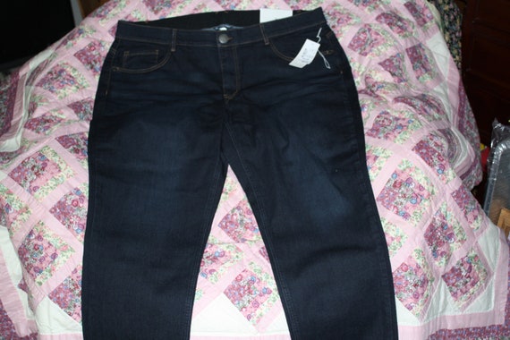 Vintage Christopher & Bank Women's Signature Slimming Denim Jeans -   Hong Kong