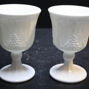 Indiana Glass/Colony Grapes and Leaves Harvest White Milk Glass Goblets