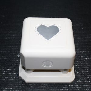 Martha Stewart Large &#39;Heart Design&#39; Magnetic Craft Paper Punch
