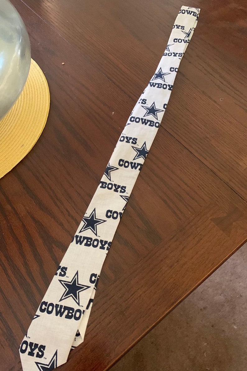 mens white skinny tie