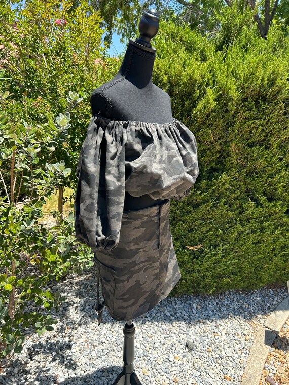 Jupe Noire Camouflage Marque Jus D'orange Paris Taille 8 - Occasion Très Bon état