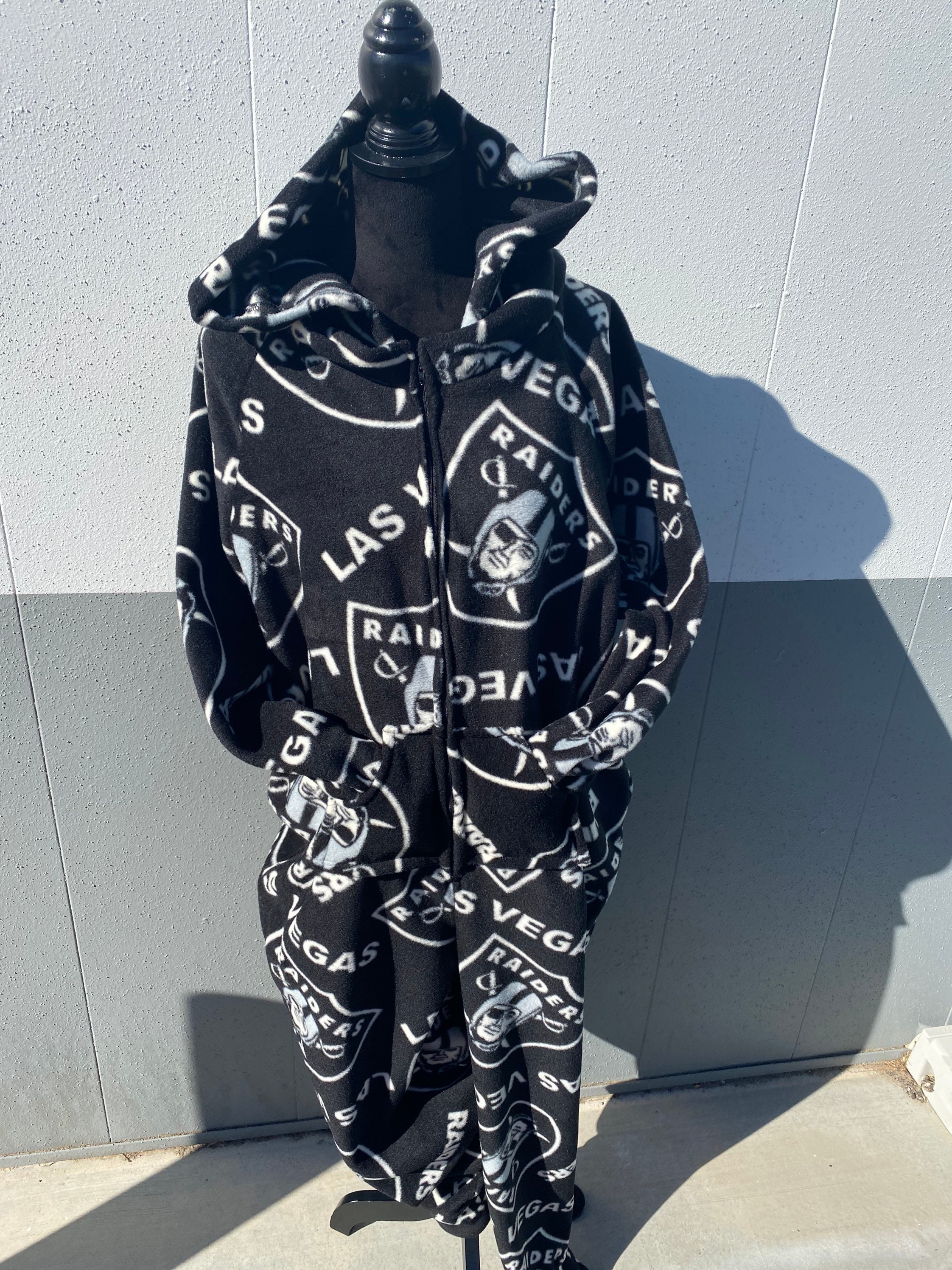 Las Vegas Raiders Custom Name Christmas Pajamas For Fans - Banantees