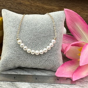 Pearls bar Necklace, freshwater Pearls Necklace, 14k gold filled, 5mm Round pearls, gift for mom, holidays gift, everyday pearl’s necklace