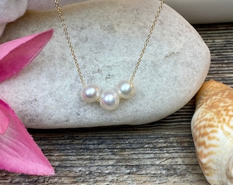 3 pearls Floating Necklace in 14k Gold filled chain, 8mm pearls necklace, gift for her, everyday necklace, anniversary gift, Mother’s Day