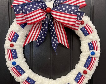 Patriotic Yarn Wreath, 4th of July Storm Door Decor, Memorial Day Wall Hanger, Veterans Day Porch Decoration, KatsCreationsNMore