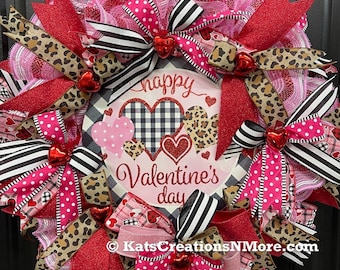 Happy Valentines Day Wreath, Seasonal Front Door Decor, Holiday Porch Decoration, Anniversary Present, Gift for Her, KatsCreationsNMore