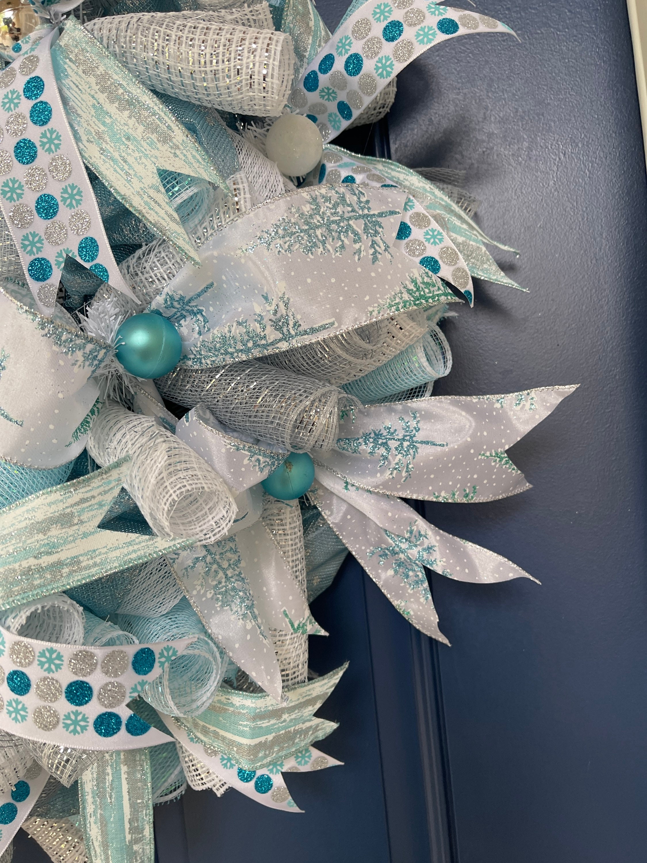 Christmas Winter Holiday 10 Deco Mesh Ribbon Rolls (Turquoise, Silver –  Tesadorz