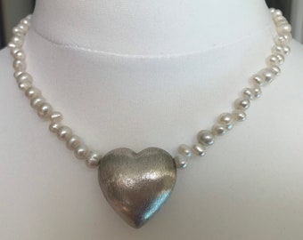 Designer Necklace breeding Pearls with Heart Pendant