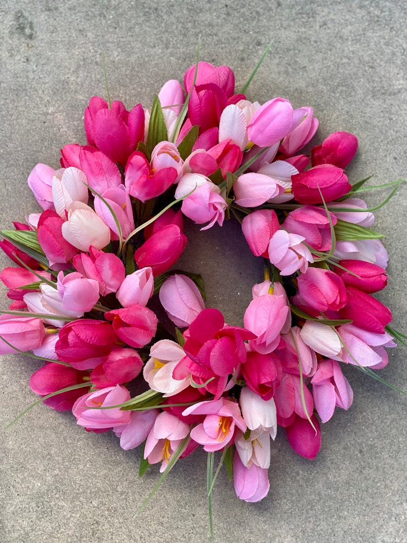 Mini Tulip wreath, Mini spring/ summer wreath, Valentines Day wreath, candle ring wreath, Mothers Day gift, Easter centerpiece Light and Dark pink