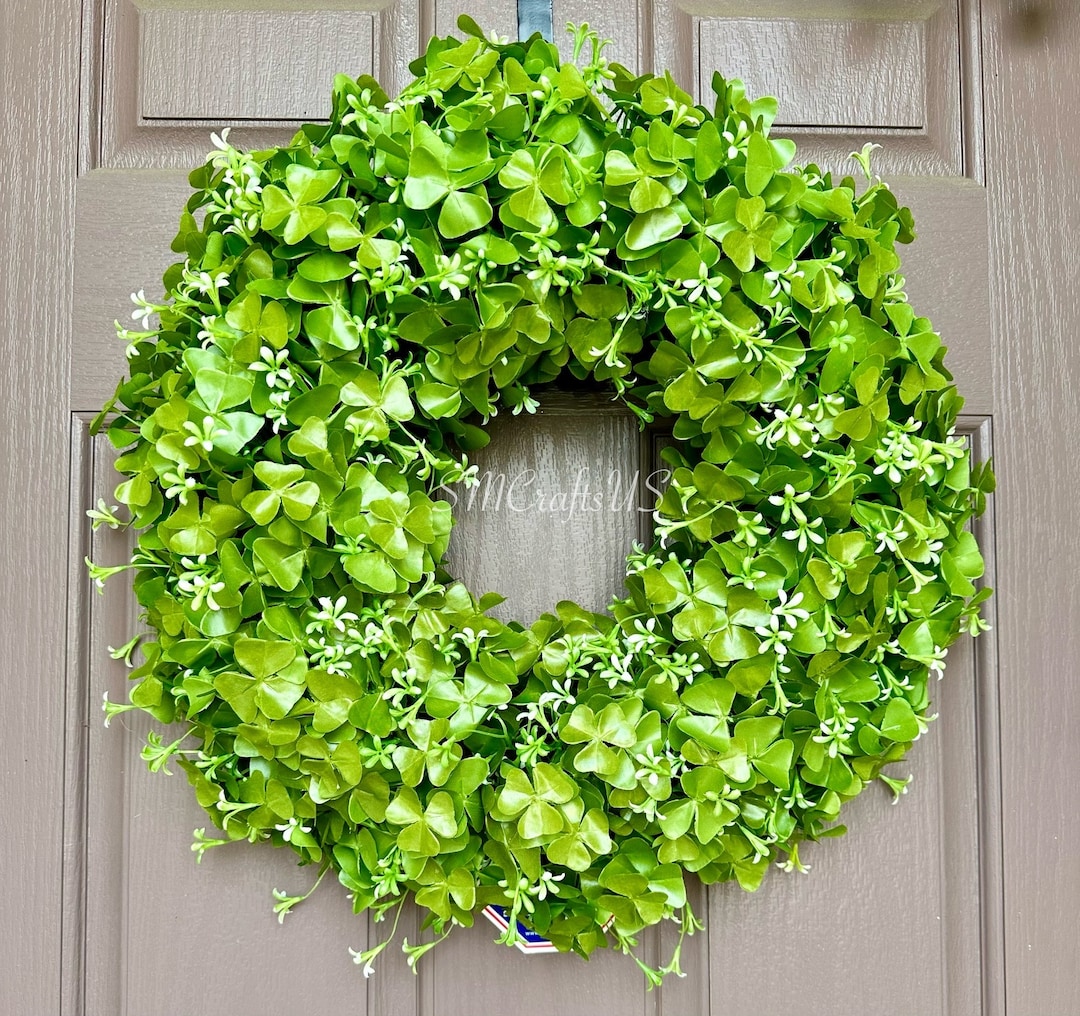 Shamrock Wreath/ St. Patricks Day Wreath for Front Door/ Greenery  