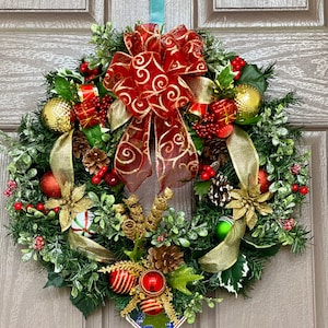 Handcrafted Christmas Wreath: Holiday Front Door Decor