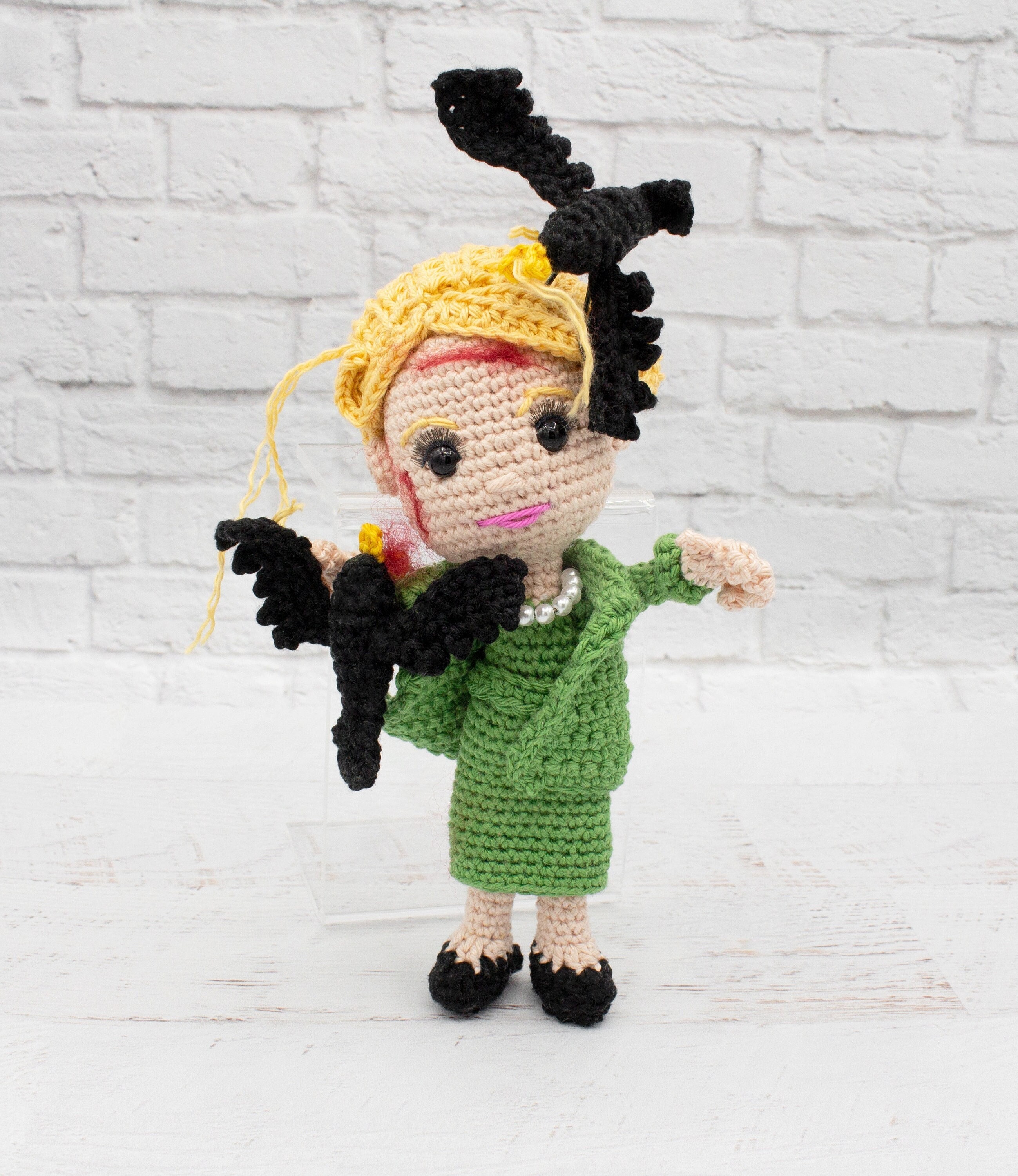 Lady Attacked by Birds Amigurumi Pattern