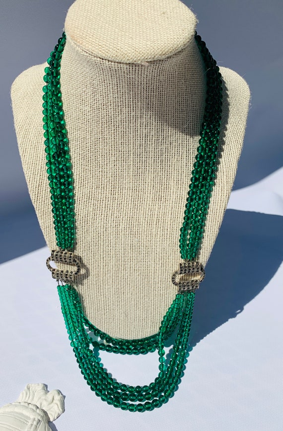Vintage 1930's green glass beads with stunning sil