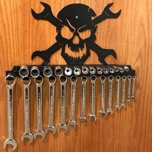 SKULL wrench/socket holder, wrench holder, socket holder, wrench hook, garage organization, gifts for men, mechanic, dad gift, crossbones