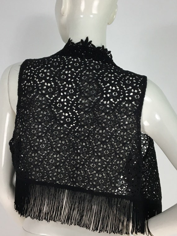 70s black lace top/black lace vest/1970s black la… - image 2