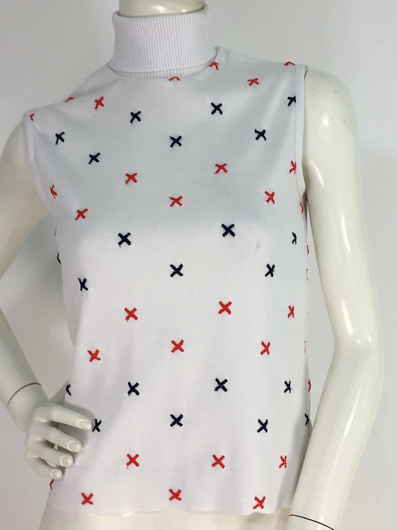 70s turtle neck/sleeveless turtle neck